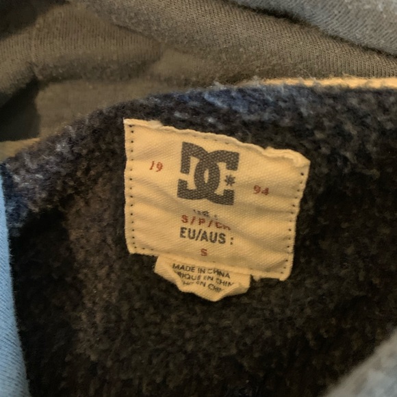 DC men’s hoodie - Picture 3 of 3